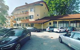 Hotel Lucija